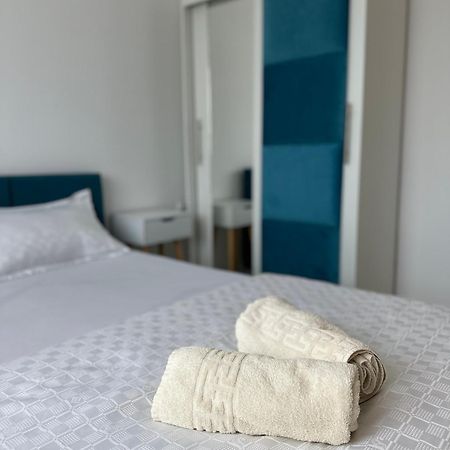 Stylish Apartment Militari - Parking Spot Chiajna ภายนอก รูปภาพ